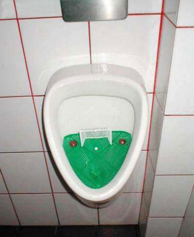 Toilet soccer